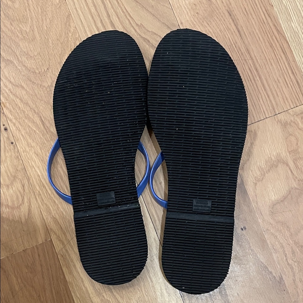 Havaianas You Metallic Flip Flops - Picture 2 of 3